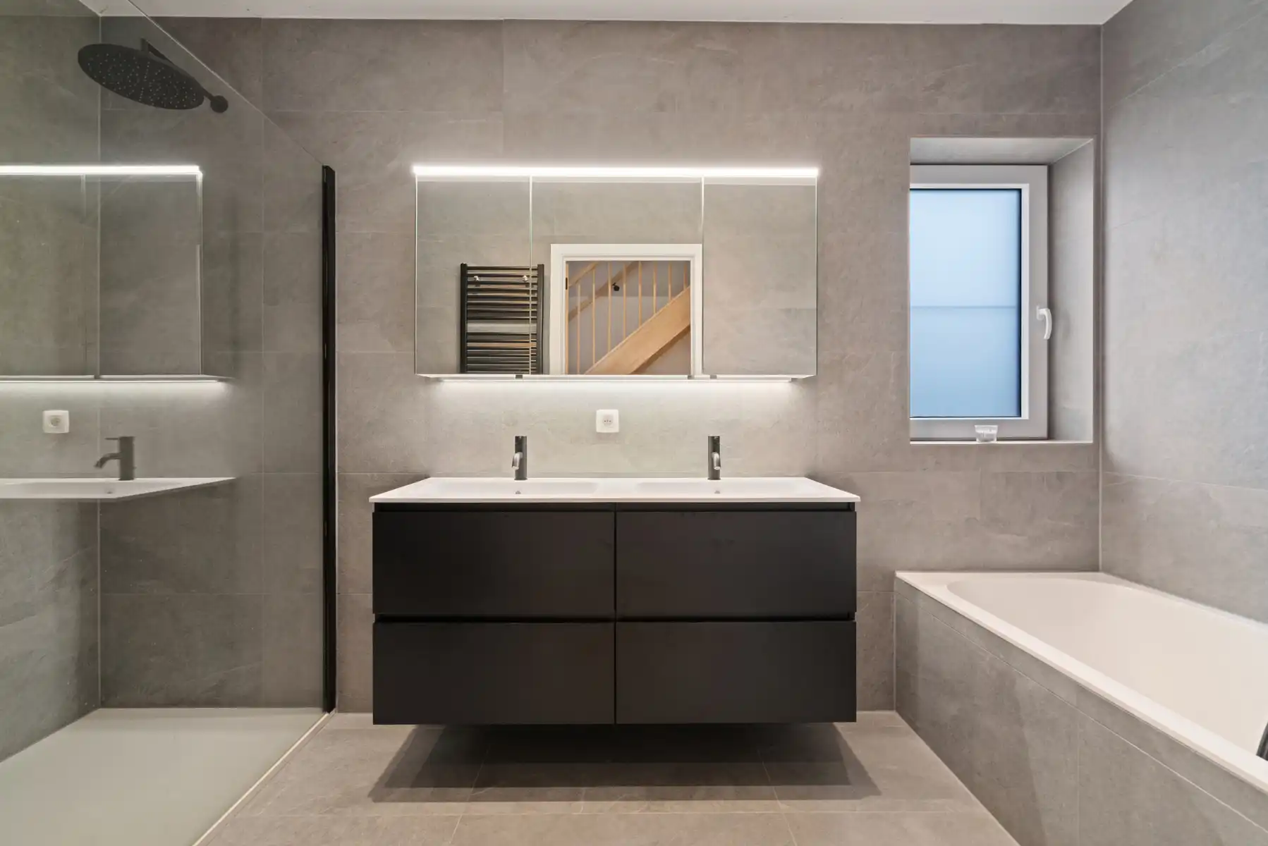 Te koop instapklare nieuwbouwwoning (aankoop met registratierecht = mogelijkheid voor 2%). foto 19