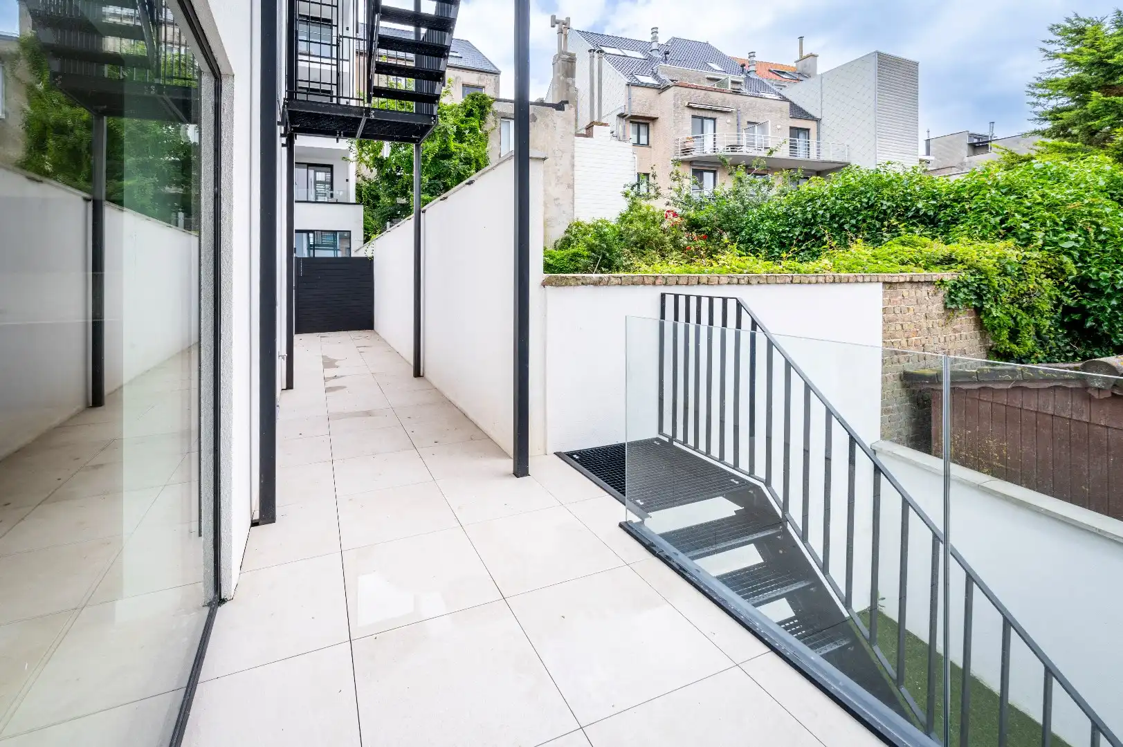 Luxe-appartement met privatief tuintje foto 15