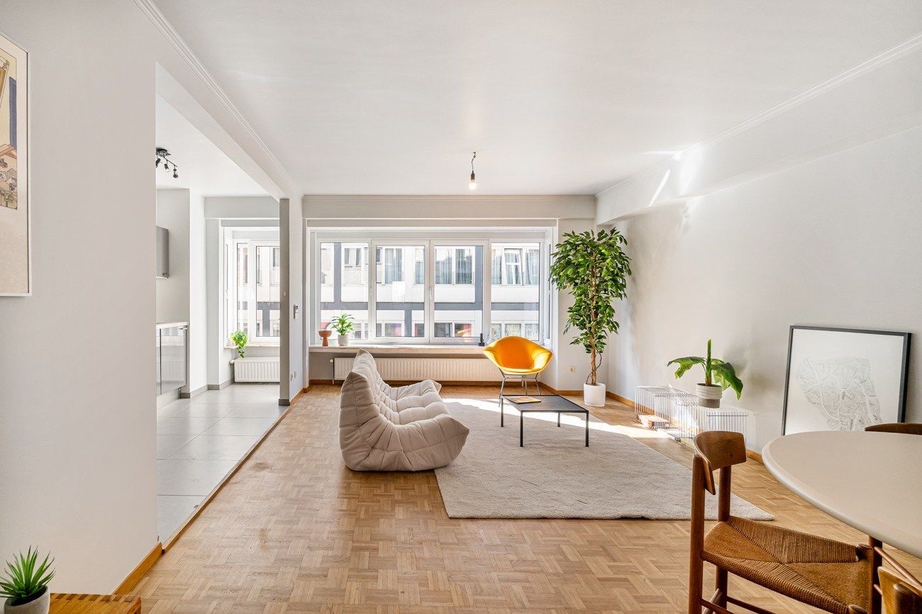 Instapklaar 2-slaapkamer appartement op toplocatie foto 4