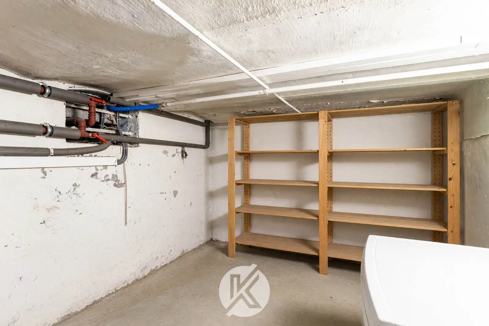 Charmante woning met mogelijkheden foto 21