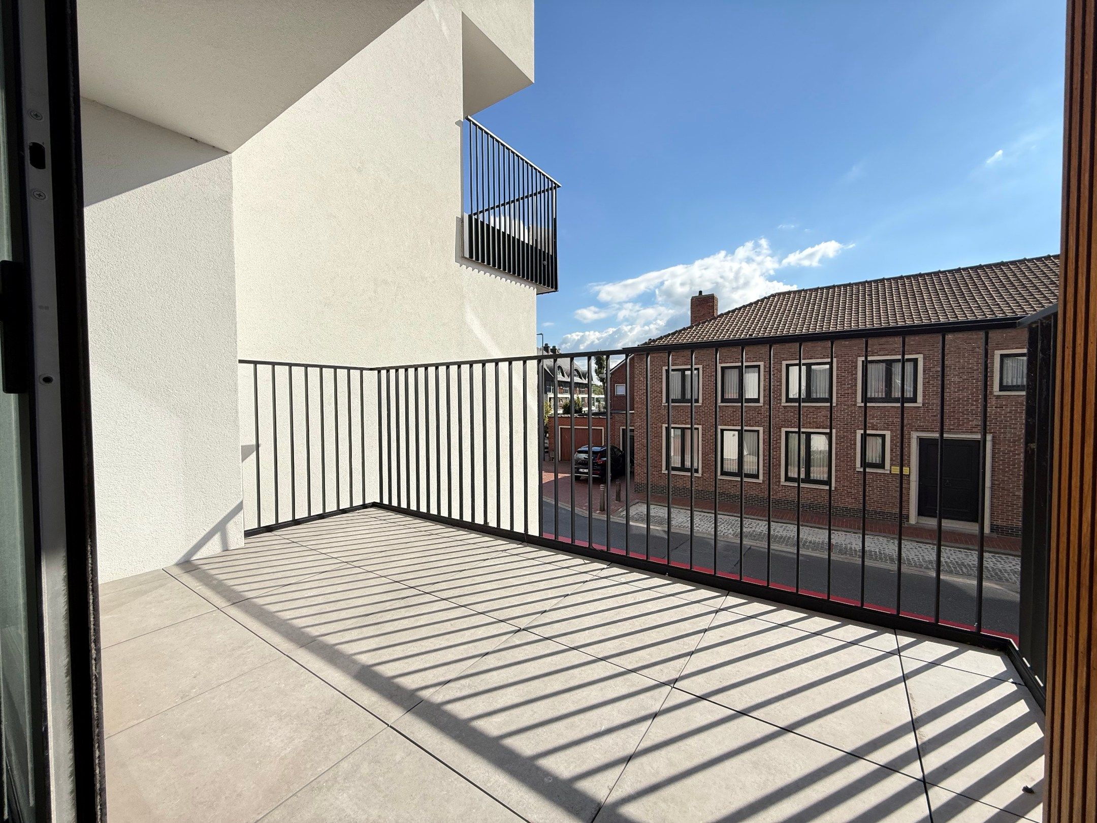 Modern nieuwbouwappartement met 3 slaapkamers op toplocatie in Ooigem. foto 11