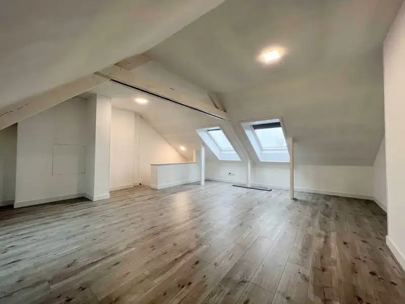 Gerenoveerde woning te huur met 4 slaapkamers te Vlamertinge! foto 14