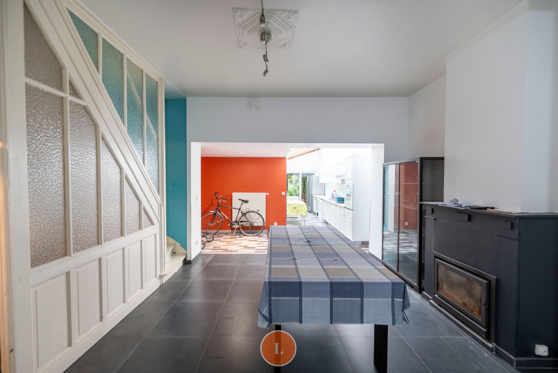 Op te frissen starterswoning met 3 slaapkamers en tuin foto 3