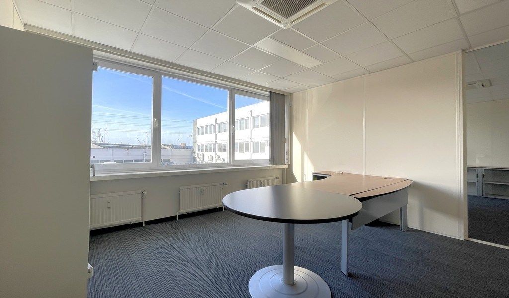 Kantoorruimte te huur in Maritime House foto 10