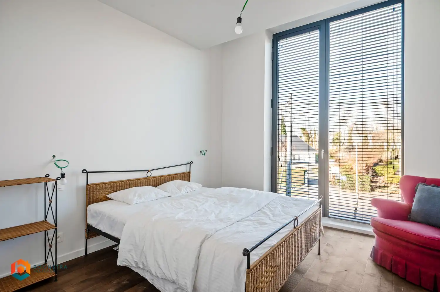 Exclusieve penthouse met 5 slpkrs, riant terras en ruime garage foto 25