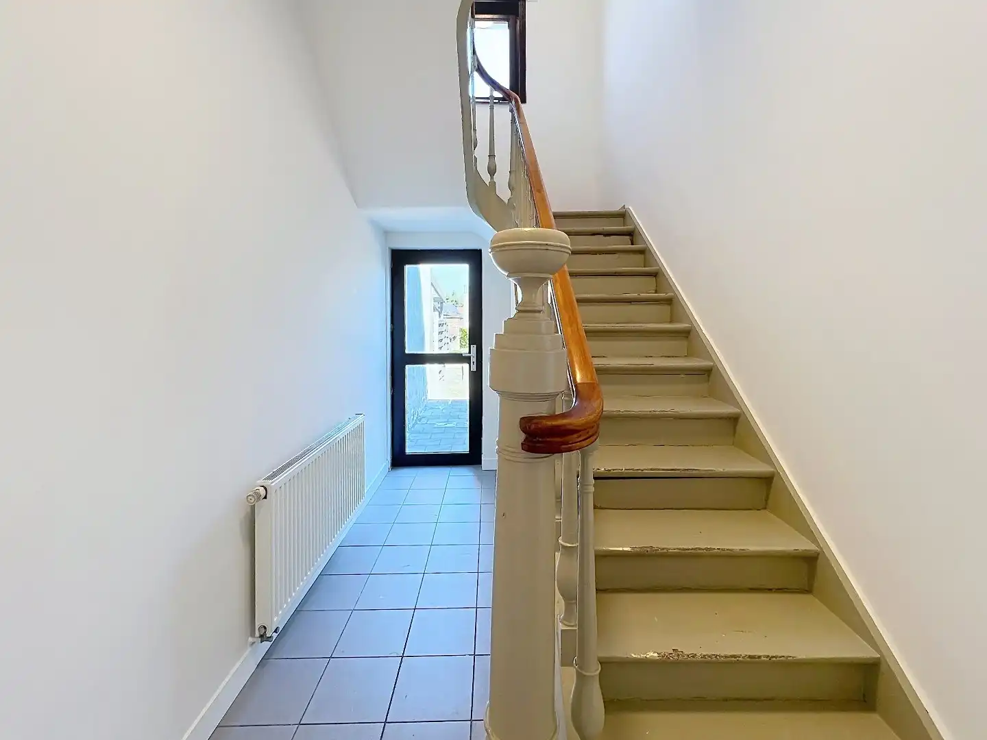 Instapklare woning met 3 slaapkamers, tuin en 2 privatieve parkeerplaatsen foto 18