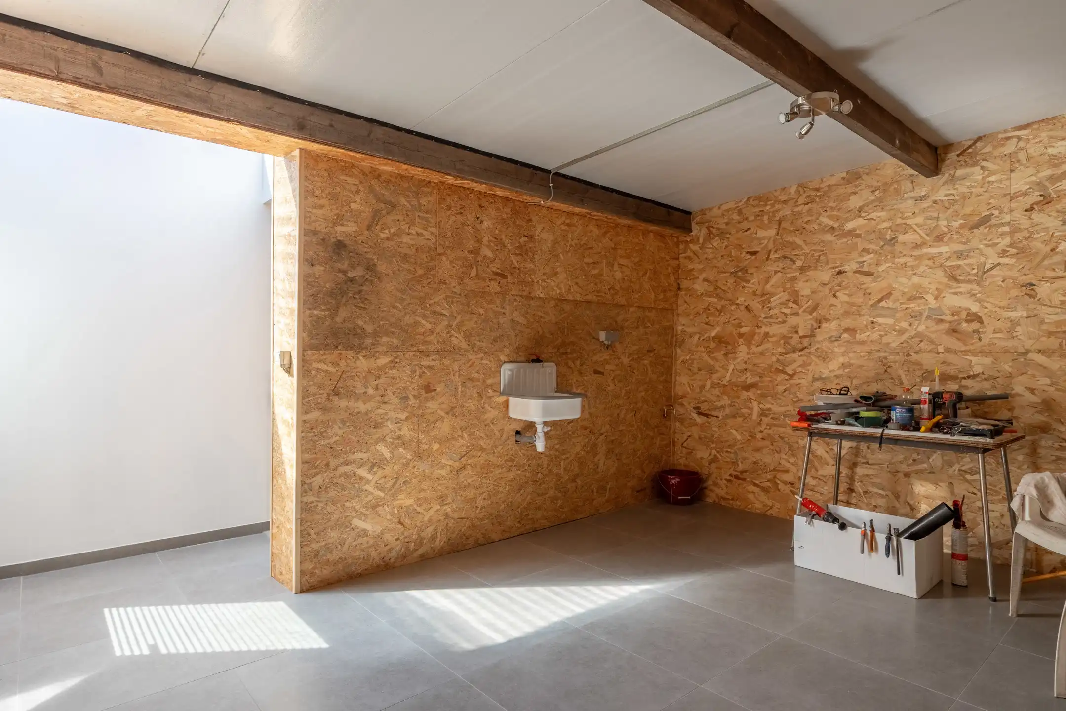 Volledig vernieuwde (2025) 2 slaapkamerwoning (A label) foto 24