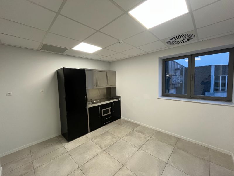 Polyvalente ruimte te huur foto 2