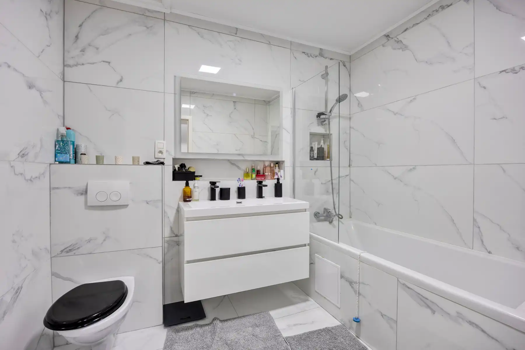 Gerenoveerde driegevelwoning nabij Halle foto 12