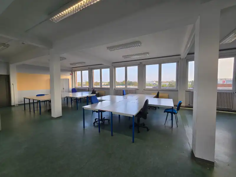 Kantoorruimte te huur foto {{pictureIndex}}