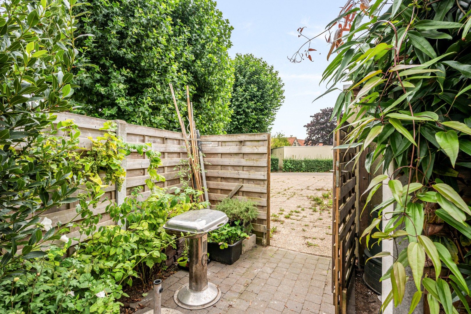 Instapklare, energiezuinige woning (2017) met zuidgerichte tuin en garage – centrum Ieper foto 15