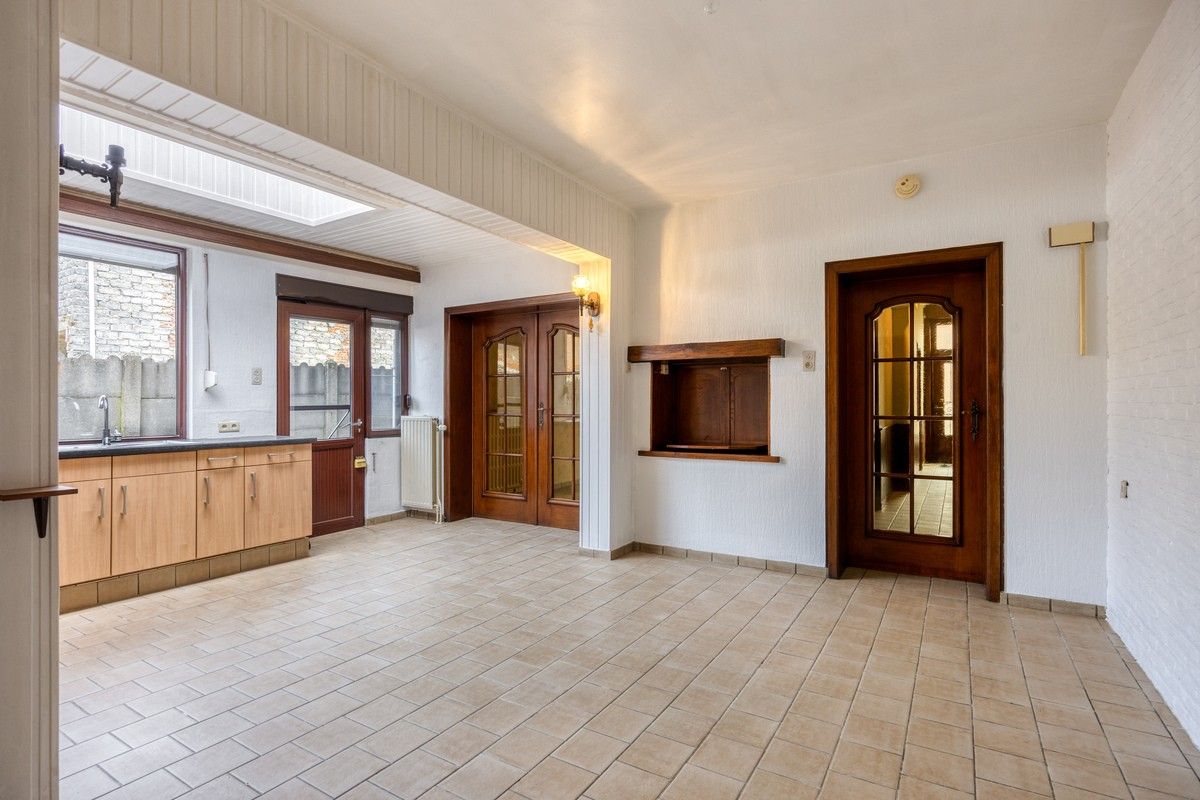 Charmante gezinswoning met 4 slaapkamers, tuin en veel potentieel in het gezellige Vlijtingen, Riemst. foto 11