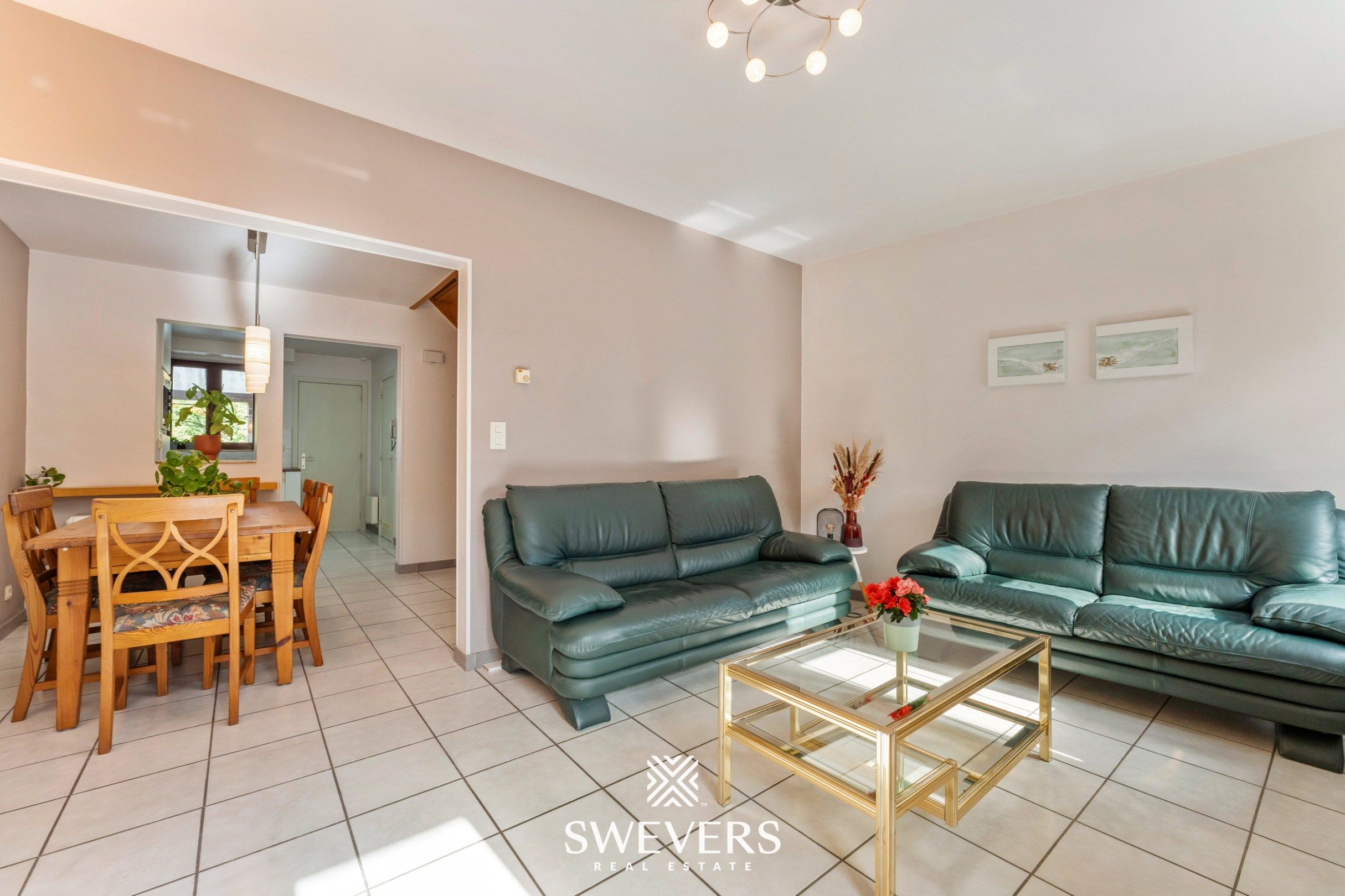 Instapklaar en lichtrijk duplexappartement in centrum Herk-de-Stad foto 7