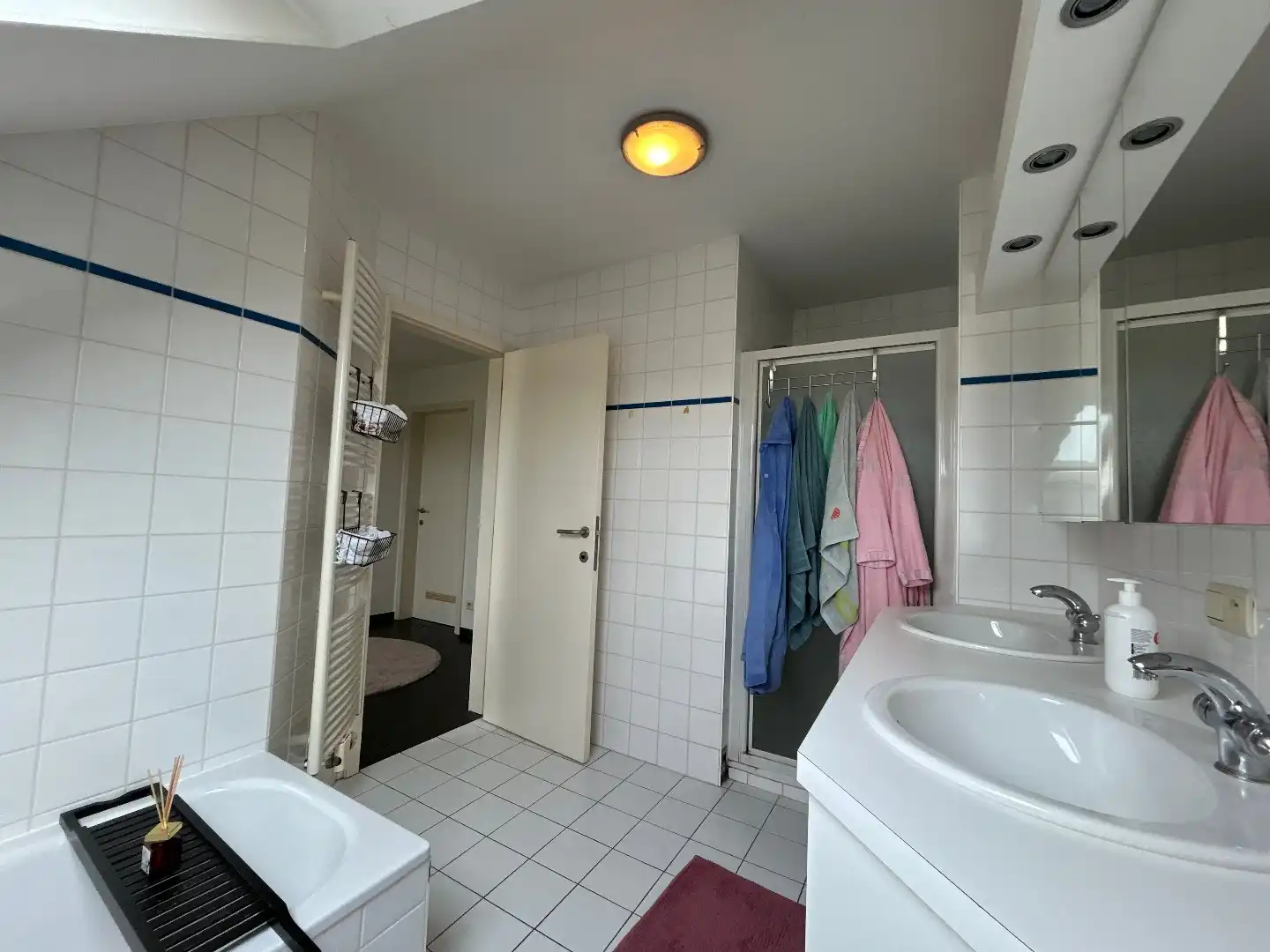 Ruime triplex in Haacht centrum foto 16