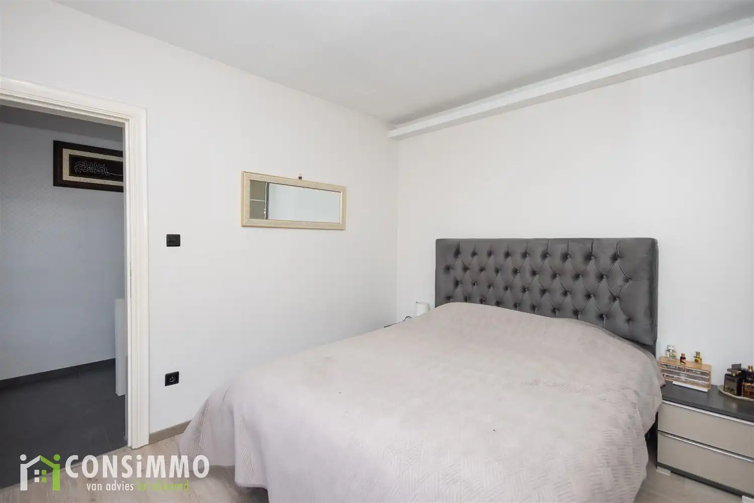 Instapklare en ruime woning met 5 slaapkamers in Genk foto 17