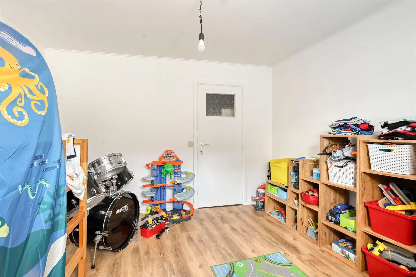 Twee-gevelwoning foto 25