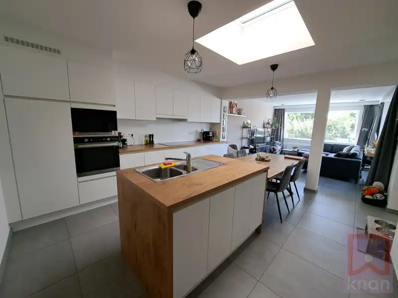 Instapklaar, 2-slpk appartement met terras en carport in het centrum van Geel foto 7