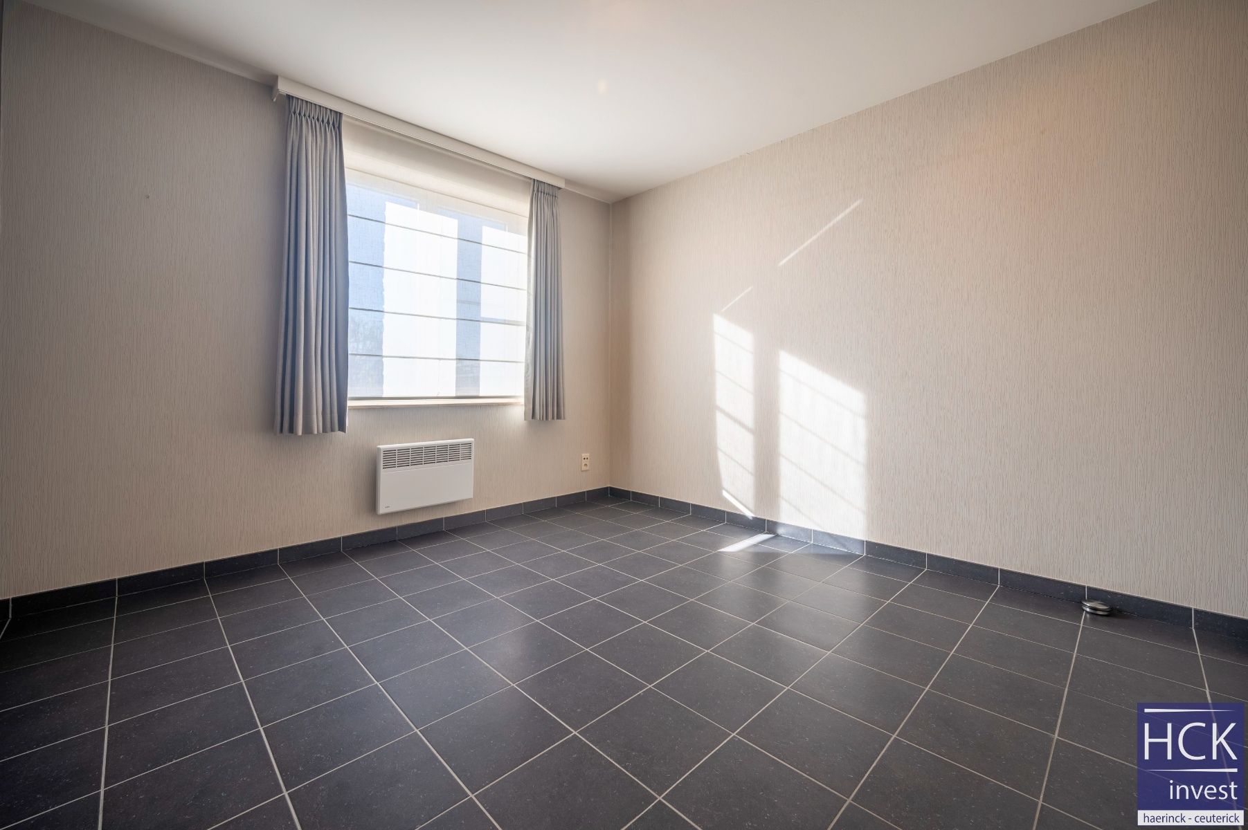 OUDENAARDE - Knap appartement met 2 SLPK. op topligging te Eine foto 12