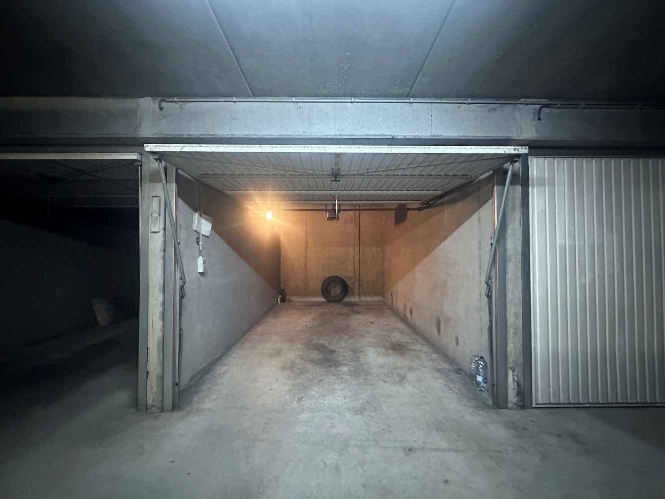 Garage te huur foto 2