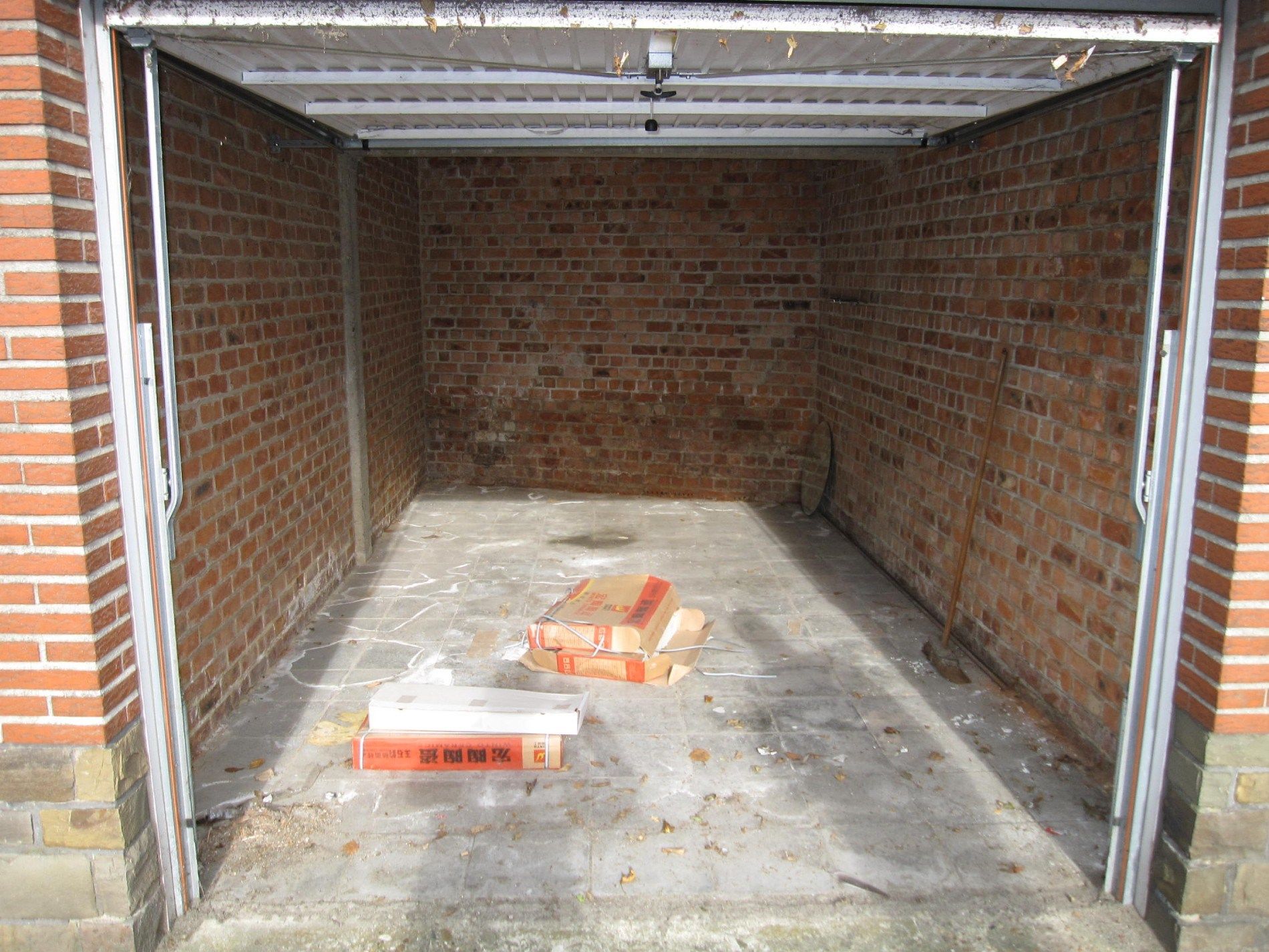 Ruim hoekappartement met garage foto 9
