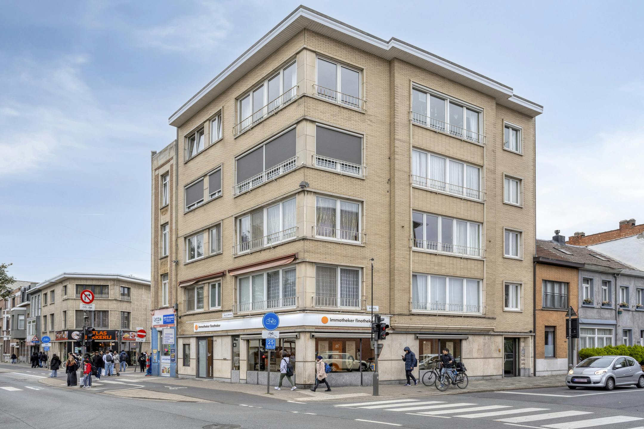Lichtrijk dakappartement te koop in 2020 Antwerpen Kiel  foto 17