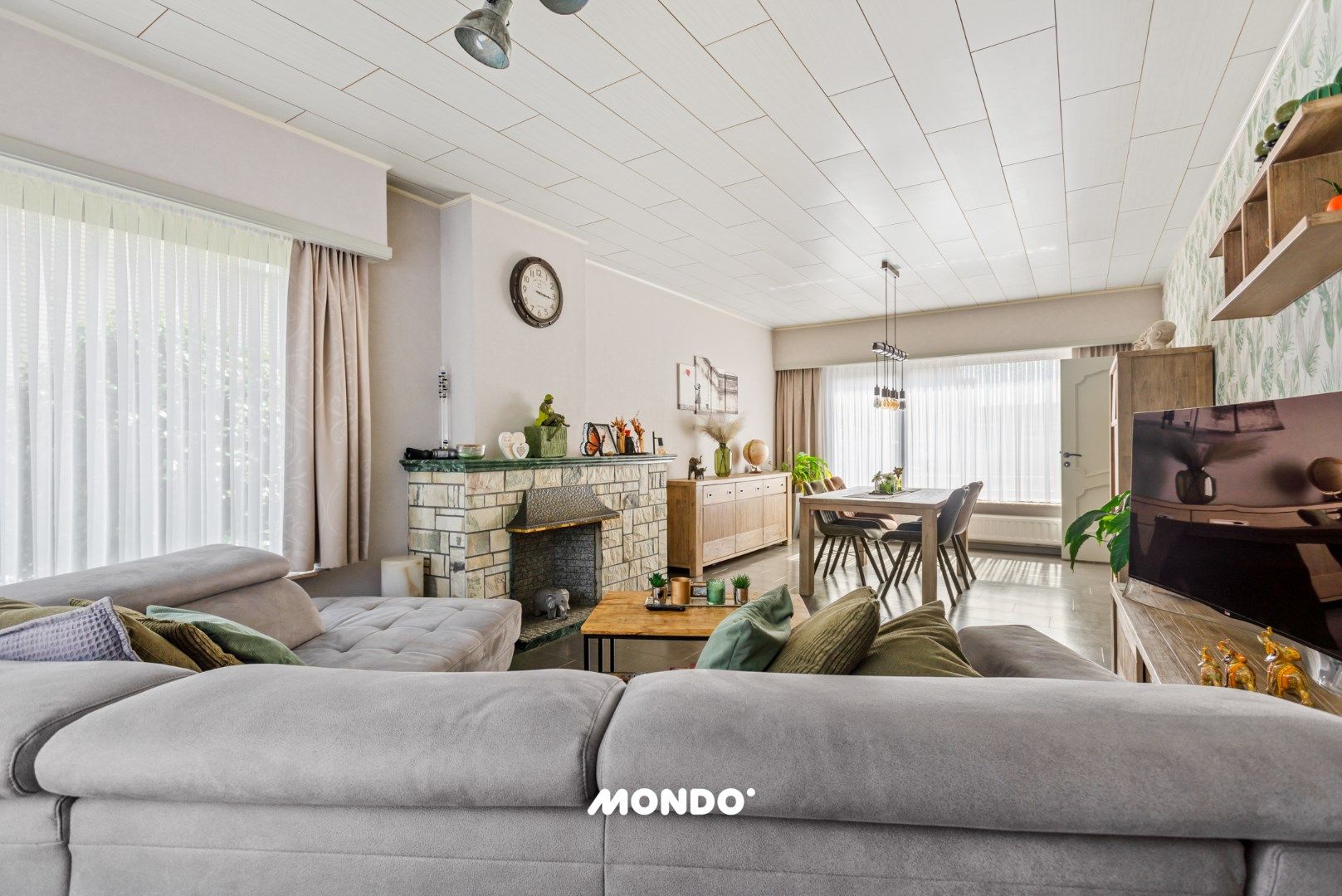 half-open bebouwing met twee garageboxen foto 10