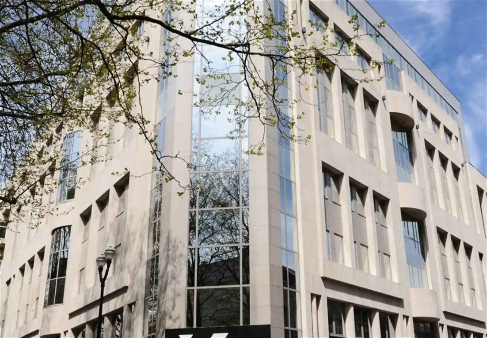 LOUIZA/ LOUISE 240: 200m² tot 711m² foto 2