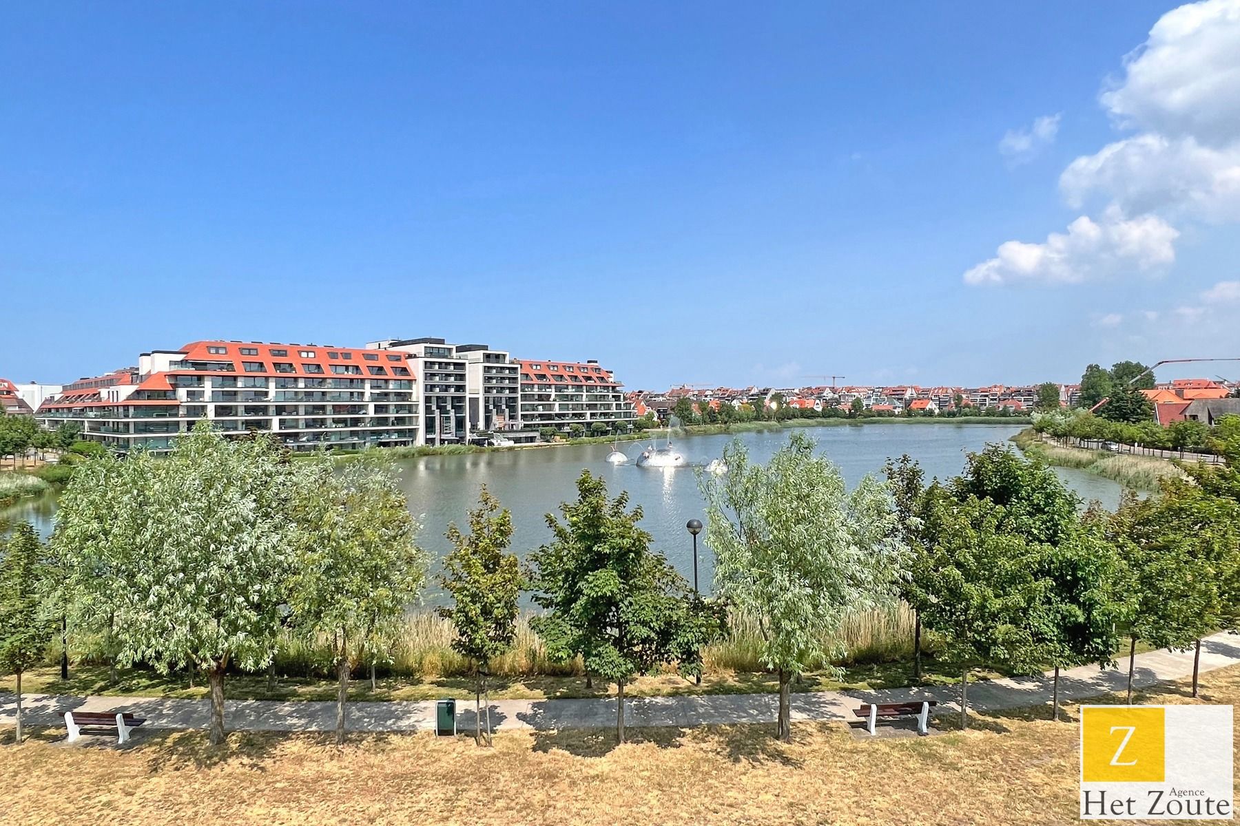 Gezellig appartement met zicht op het Zegemeer te Knokke foto 1