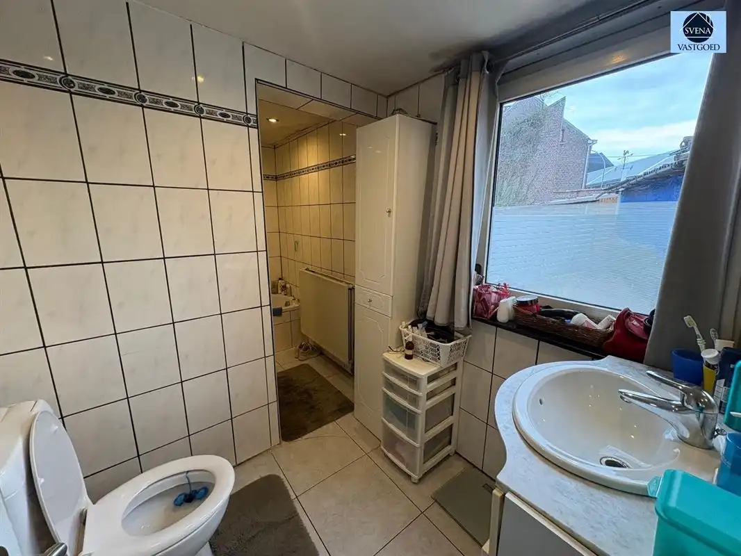 ZEER GOED GELEGEN WONING NABIJ CENTRUM foto 8