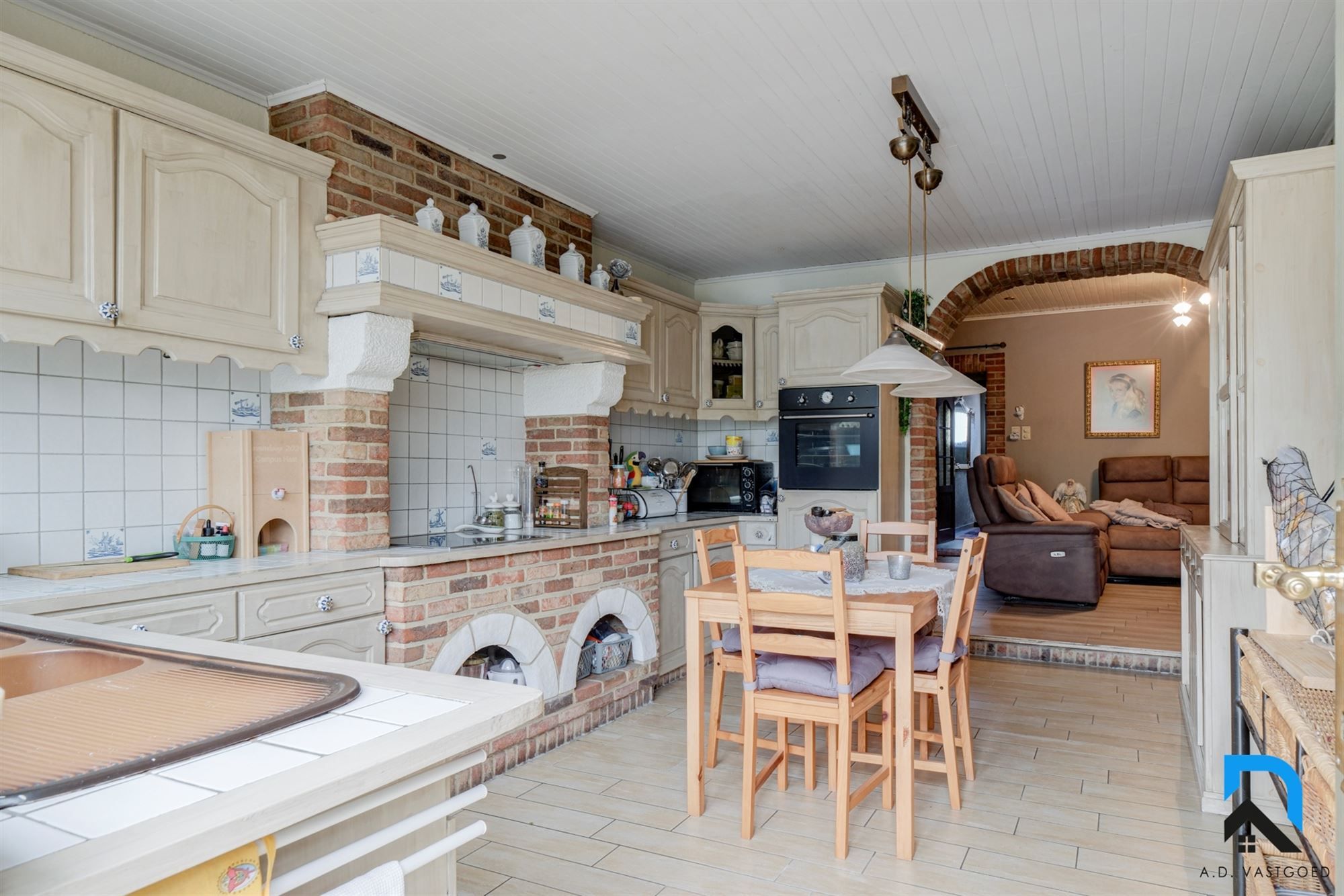 Ruime woning op absolute toplocatie foto 7
