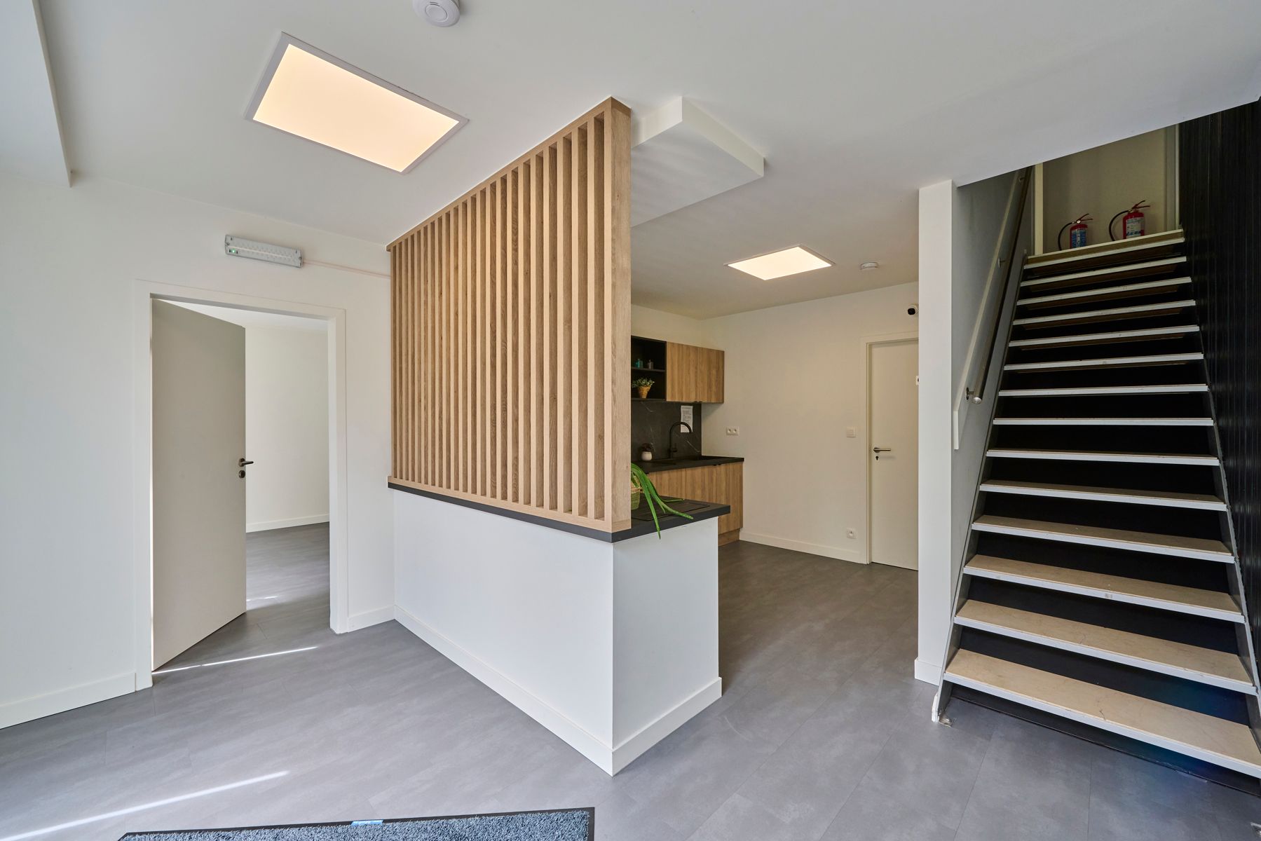 Kantoor te huur foto 8