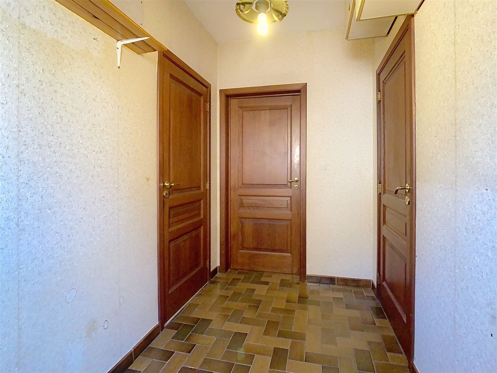 Ruime open bebouwing, 4 slpks, garage, tuin, 10a 54ca foto 18