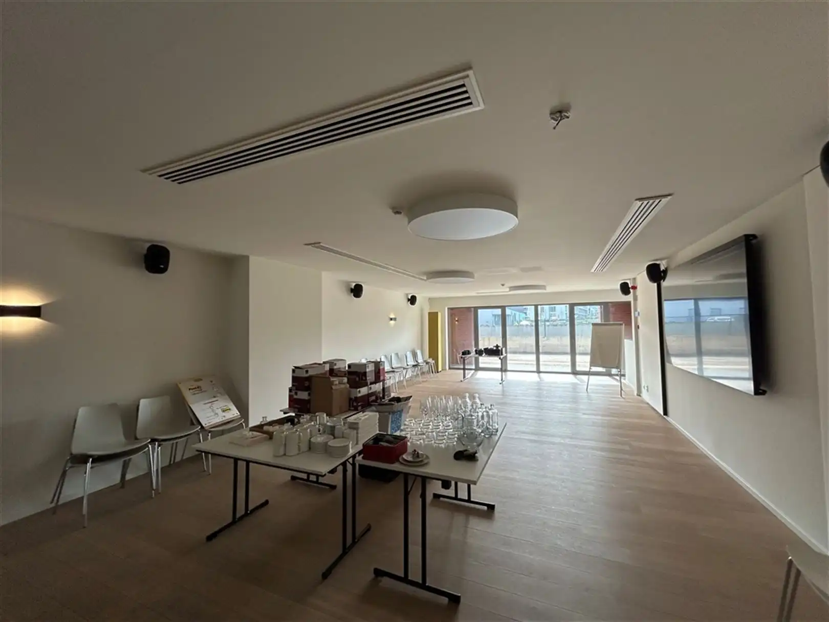 Kantoorgebouw foto 21