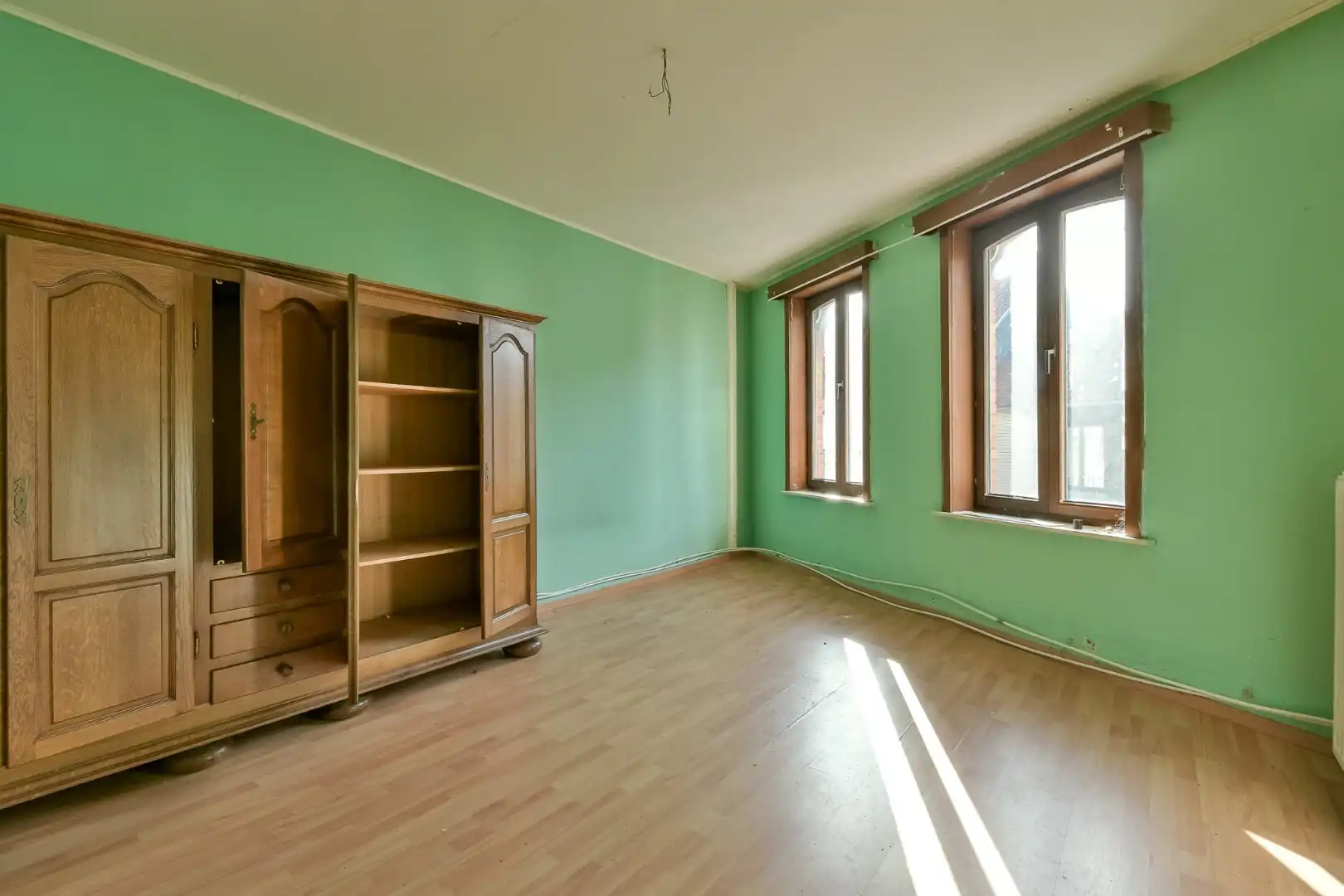 Te renoveren woningen met bijhorende loods! foto 9