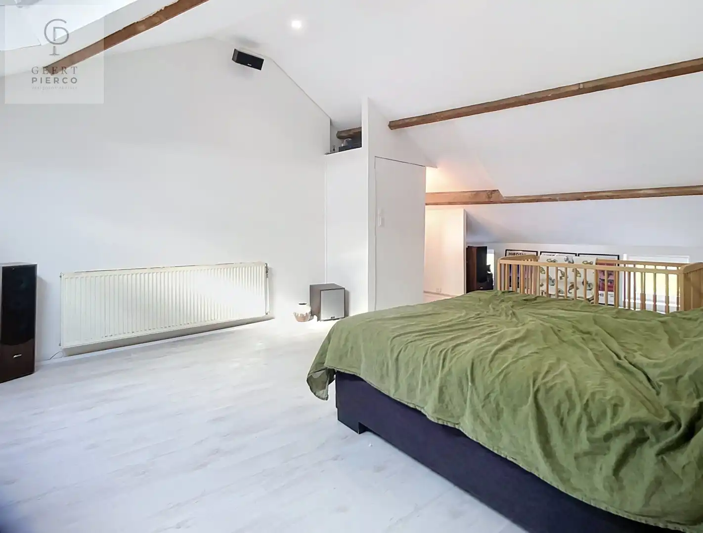 Charmante woning met drie slaapkamers, kelder en tuin op rustige ligging in Landen foto 17