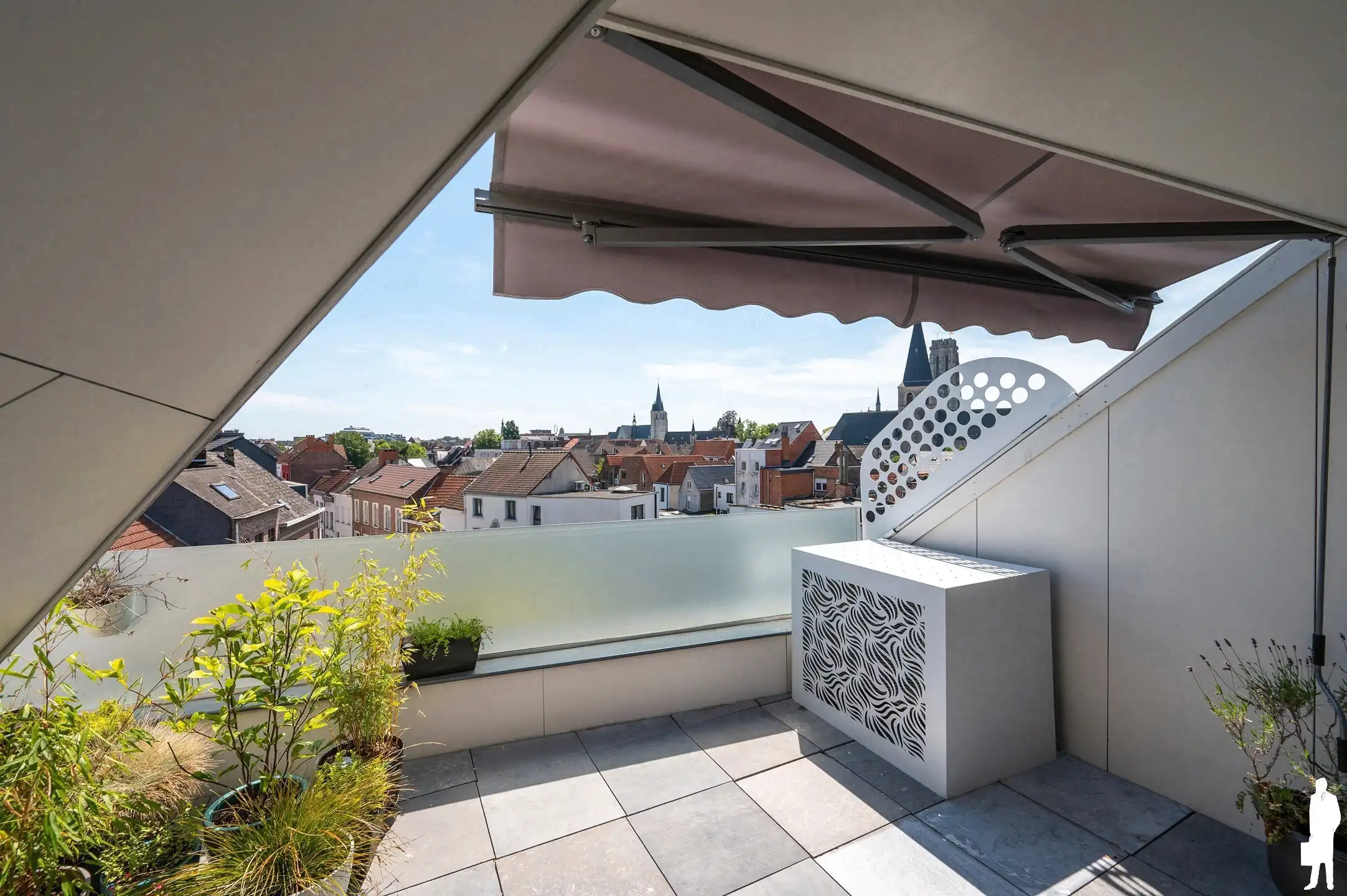 Prachtig appartement met 3 slaapkamers, bureauruimte en zuidoostgericht terras in hartje Mechelen. foto 14