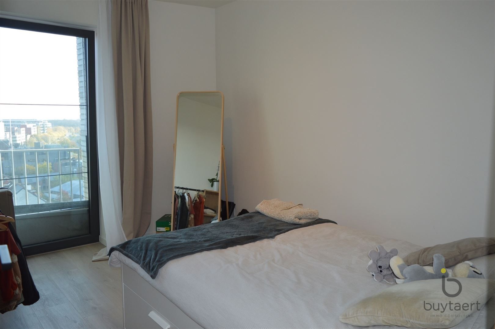 Een slaapkamer appartement met panoramisch uitzicht! foto 5