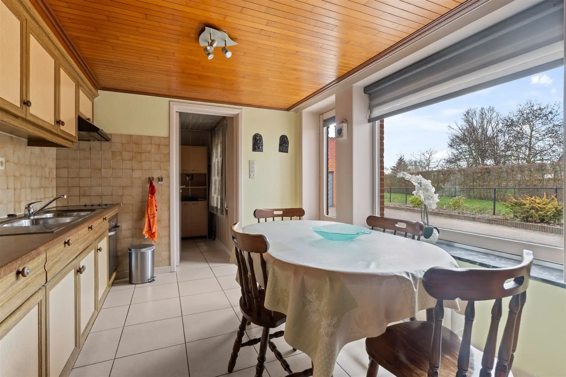 Half open bebouwing met dubbele garage en prachtig uitzicht foto 11