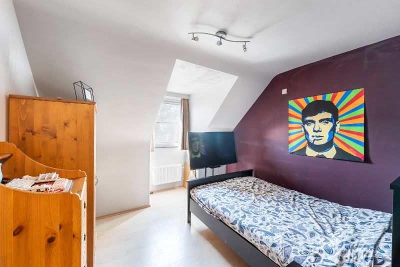 Ruim 3 slaapkamer duplex-appartement van 130m² met terras op zuid-oosten, ondergrondse staanplaats en kelder foto 12