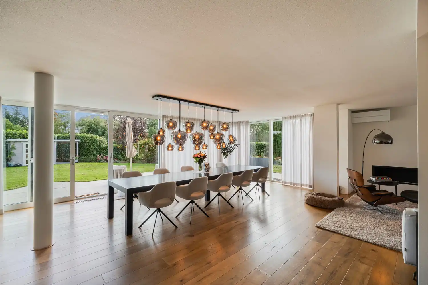 Royale villa van 461 m² met luxe afwerking gelegen in een rustige en geliefde woonomgeving te Neerharen foto 11