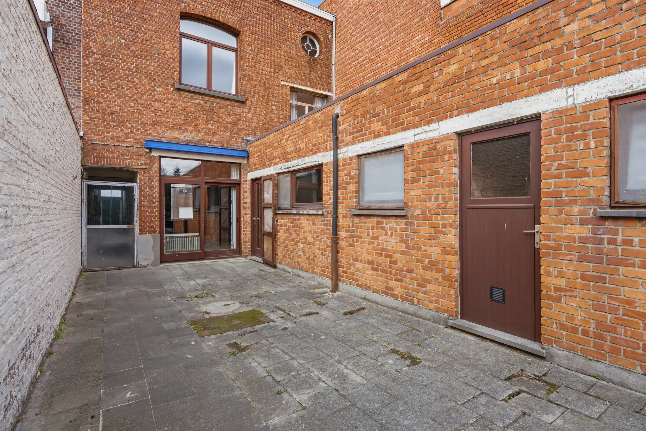 Charmante te renoveren woning op een perceel van 1.853 m² foto 7