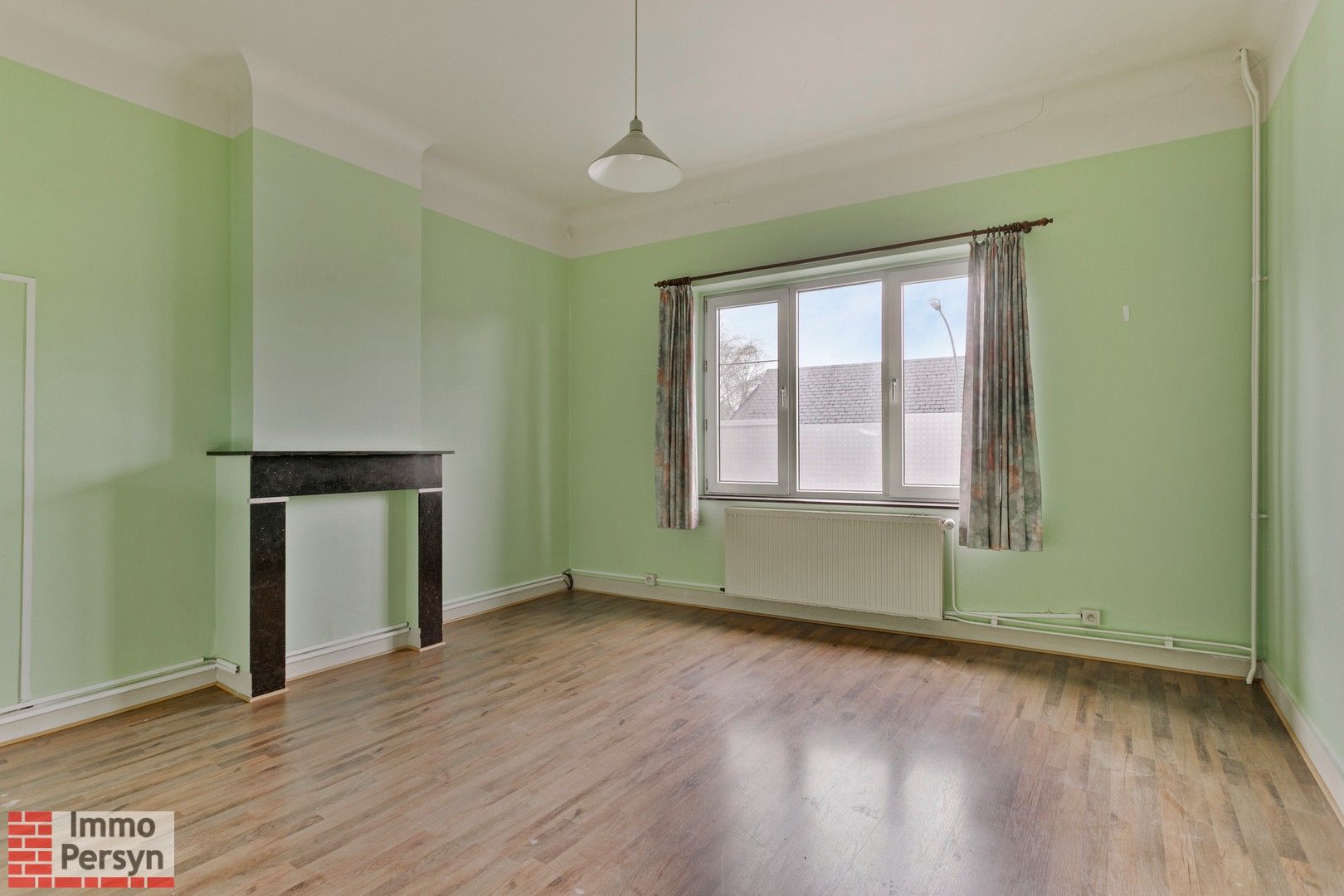 Ruime stadswoning met 3 slaapkamers en tuintje. foto 9