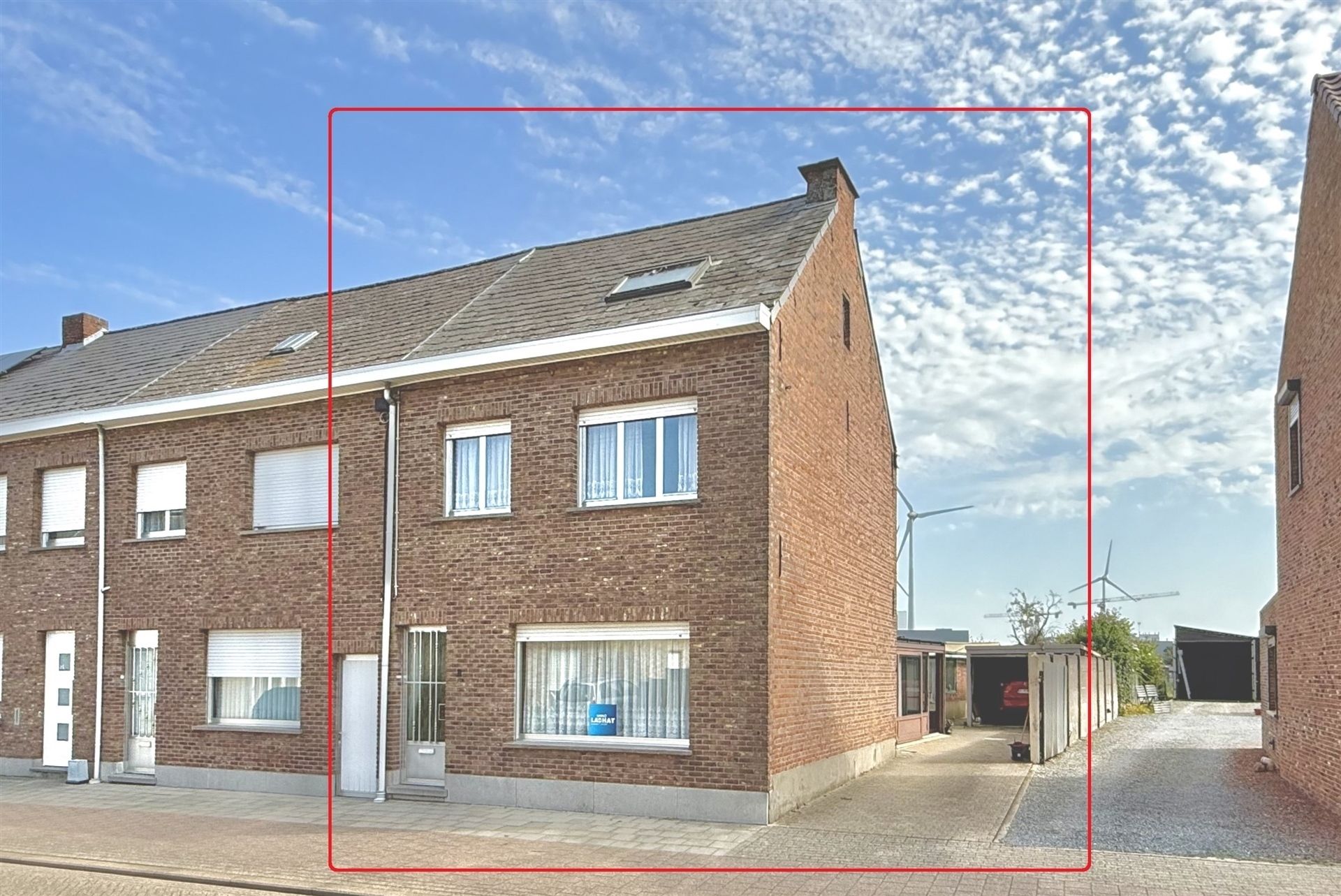 Hoofdfoto van de publicatie: Te renoveren woning HOB op grond van 6a