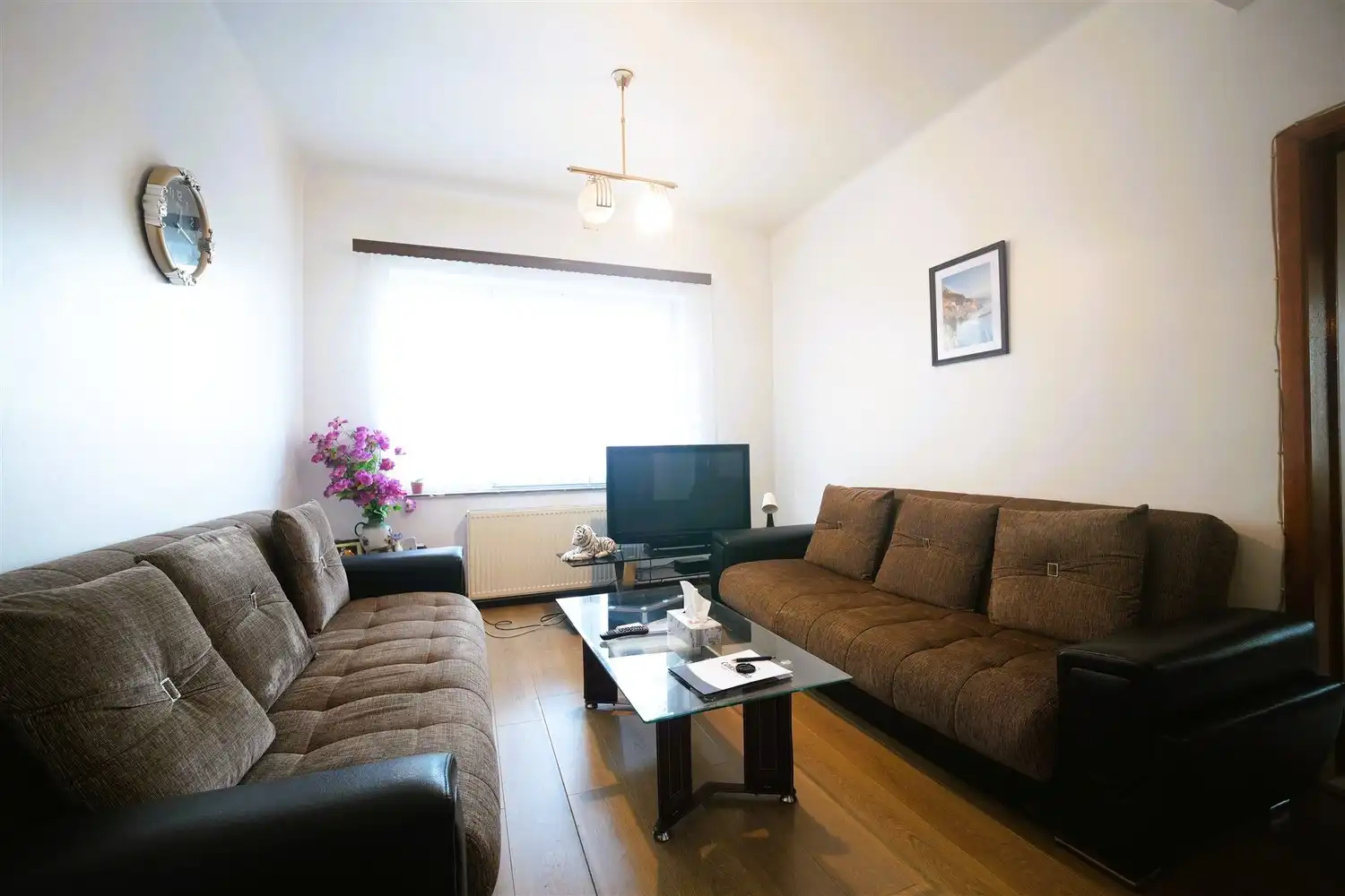 Gezellig appartement met 1 slaapkamer en terras op toplocatie in Anderlecht foto 3