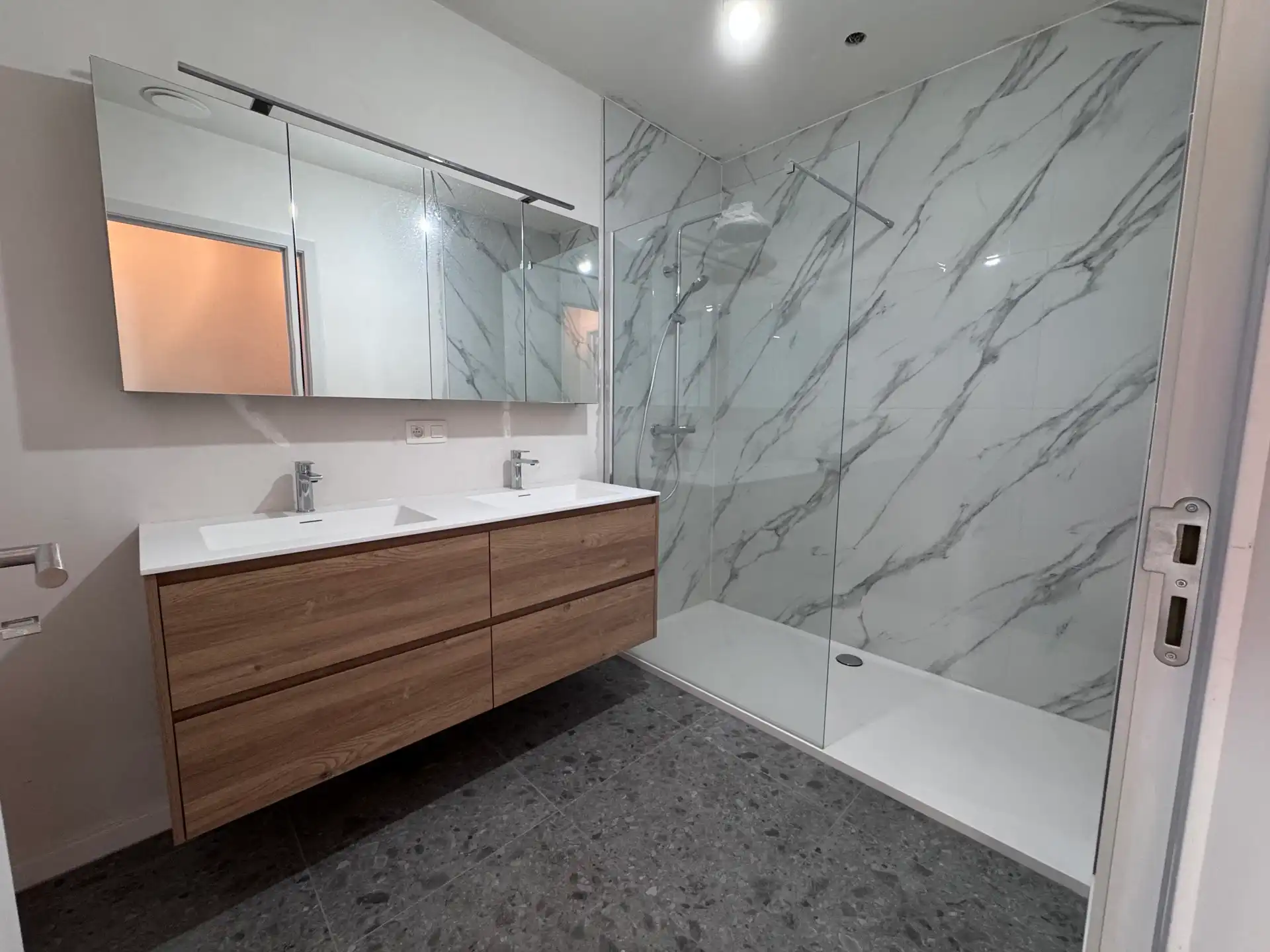 Prachtig 1 slpk appartement nabij de schelde foto 5