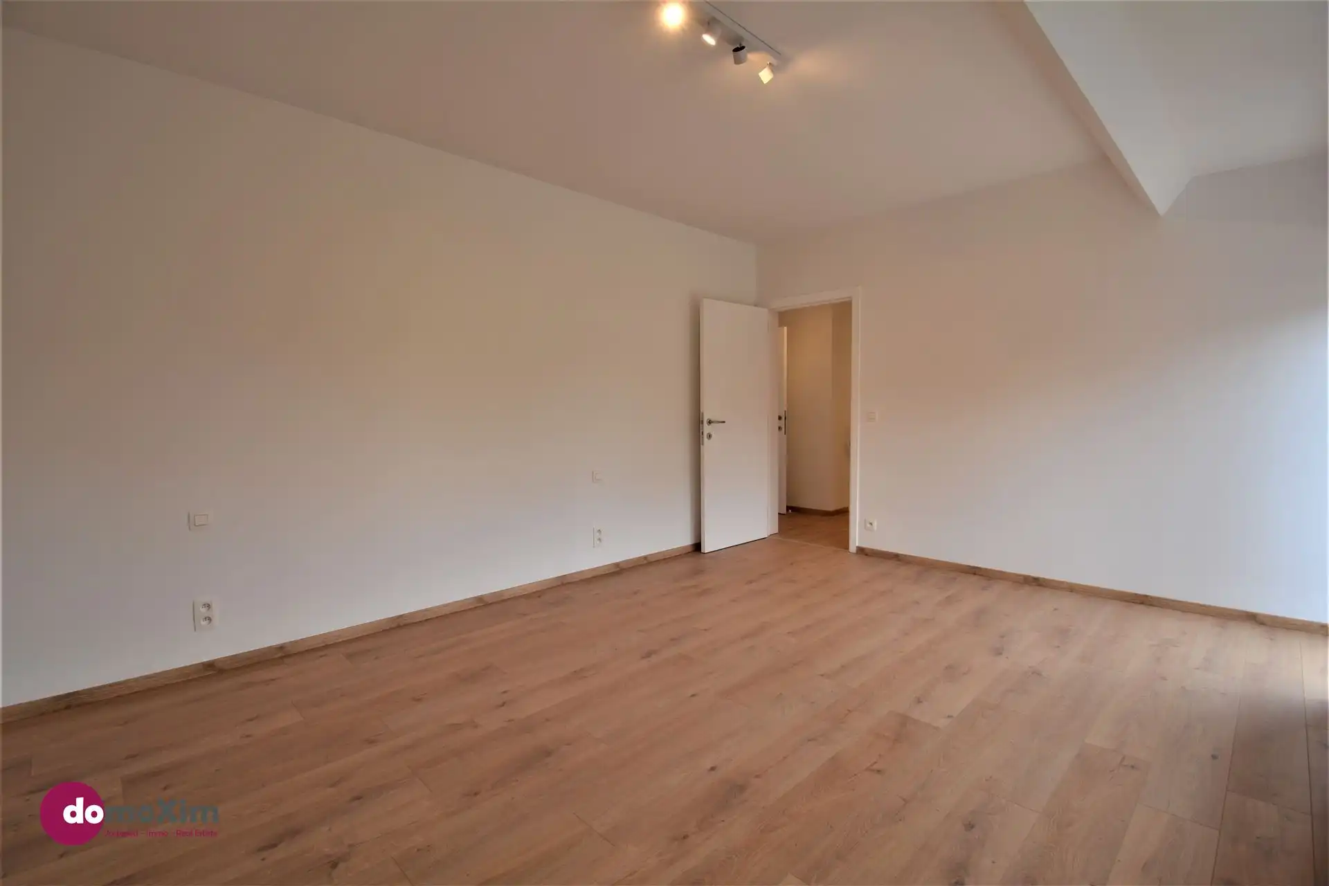 Mooie gerenoveerde woning met 3 slaapkamers nabij de dorpskern van Boortmeerbeek foto 12