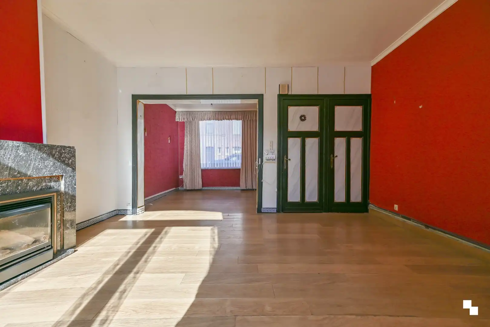 Knusse rijwoning nabij centrum Izegem foto 5