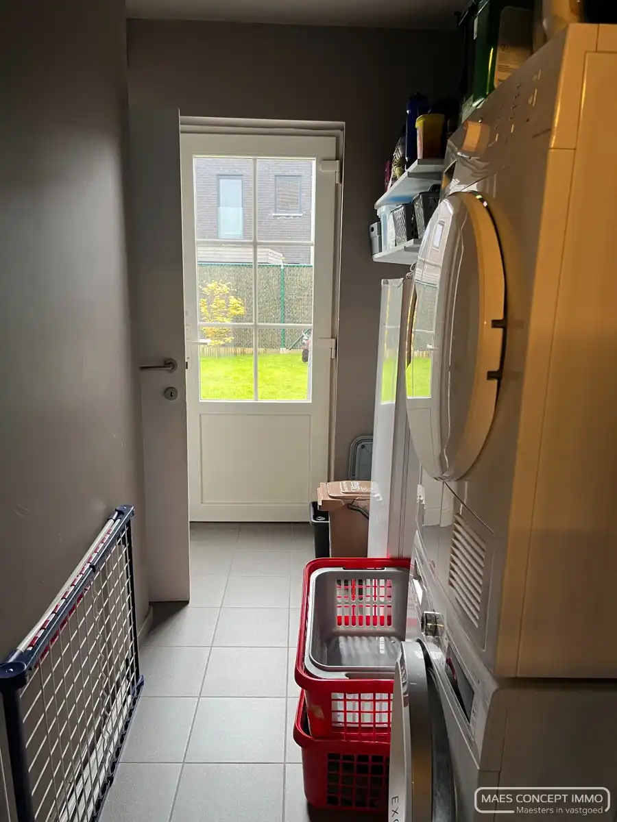 Mooie hoekwoning te huur in Desselgem met tuin en garage foto 13