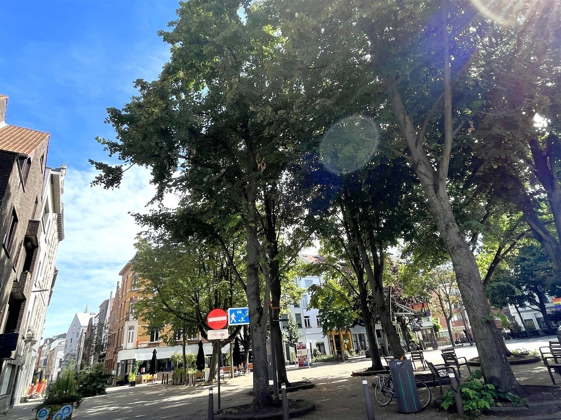licht appartement met 1 slaapkamer en terras nabij 't Zuid! foto 13