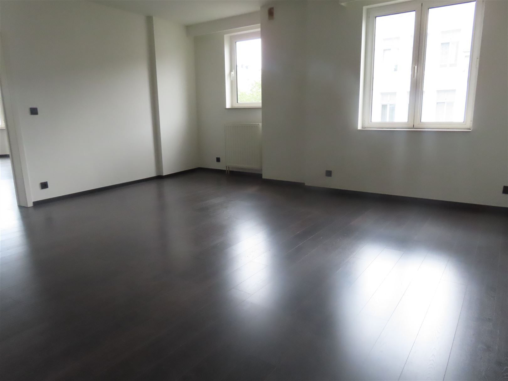 Prachtig en perfect gelegen kantoorruimte (ca 100m² tegenover het oude justitiepaleis! foto 12